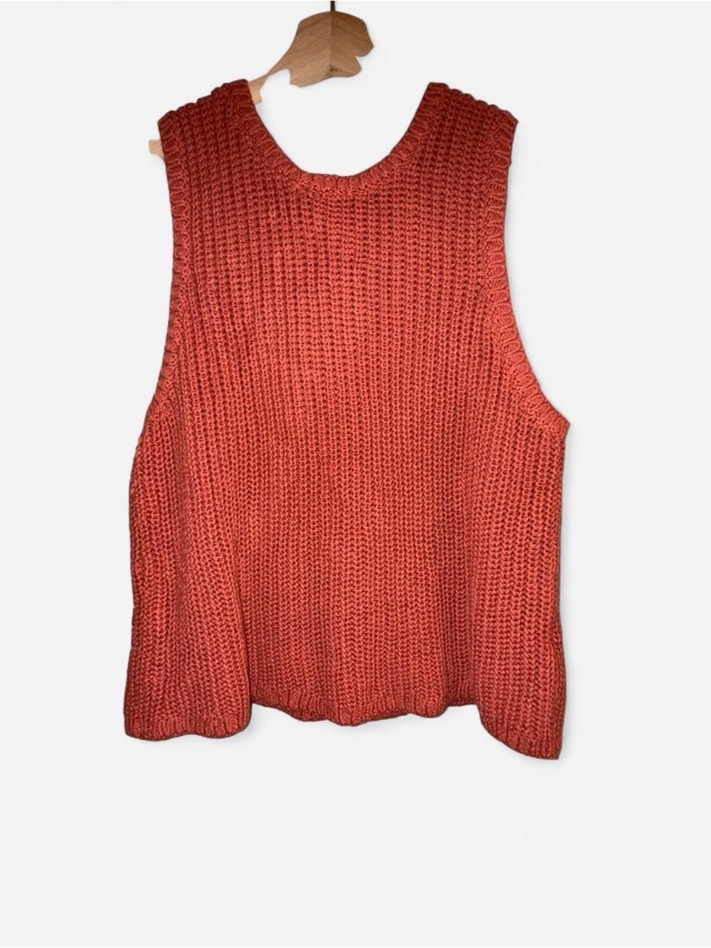 Women’s Old Navy Red Orange Sleeveless Knit Sweater
